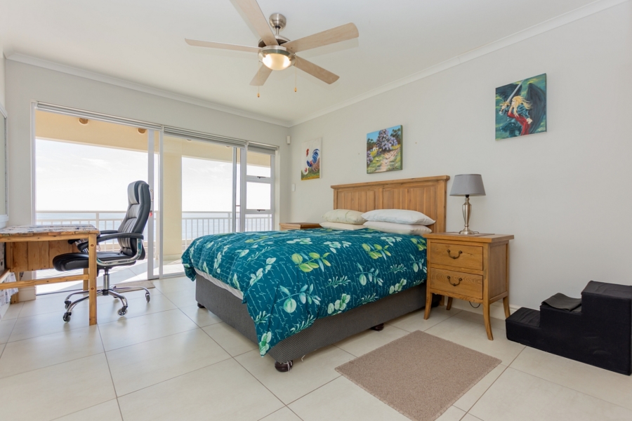 4 Bedroom Property for Sale in Britannia Bay Western Cape